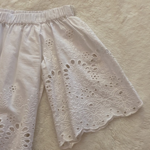 Top - Picture 2 of 3